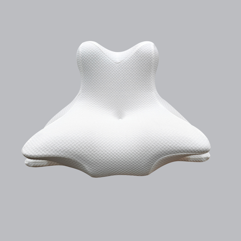 Hitaasti palautuva, ergonomisesti muotoiltu Memory Foam -tyyny